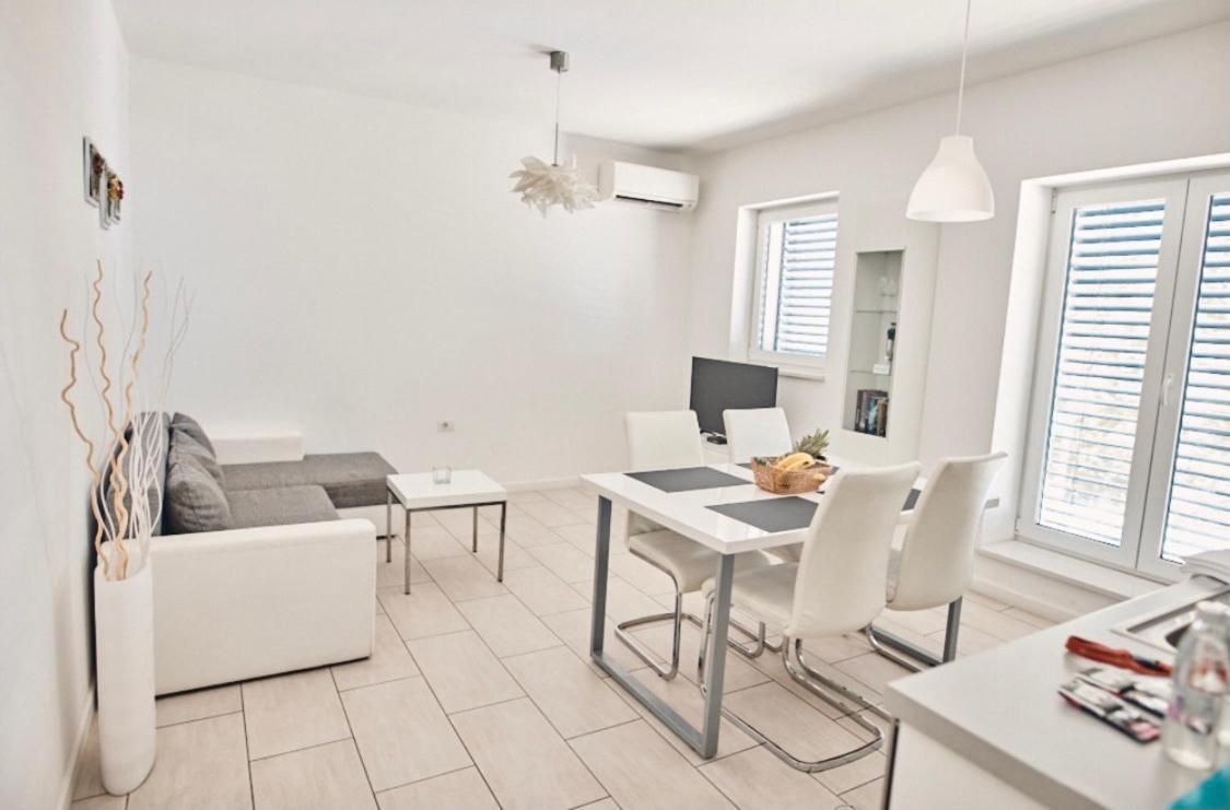 Apartments & Rooms Artemus Belveder Копер Екстериор снимка