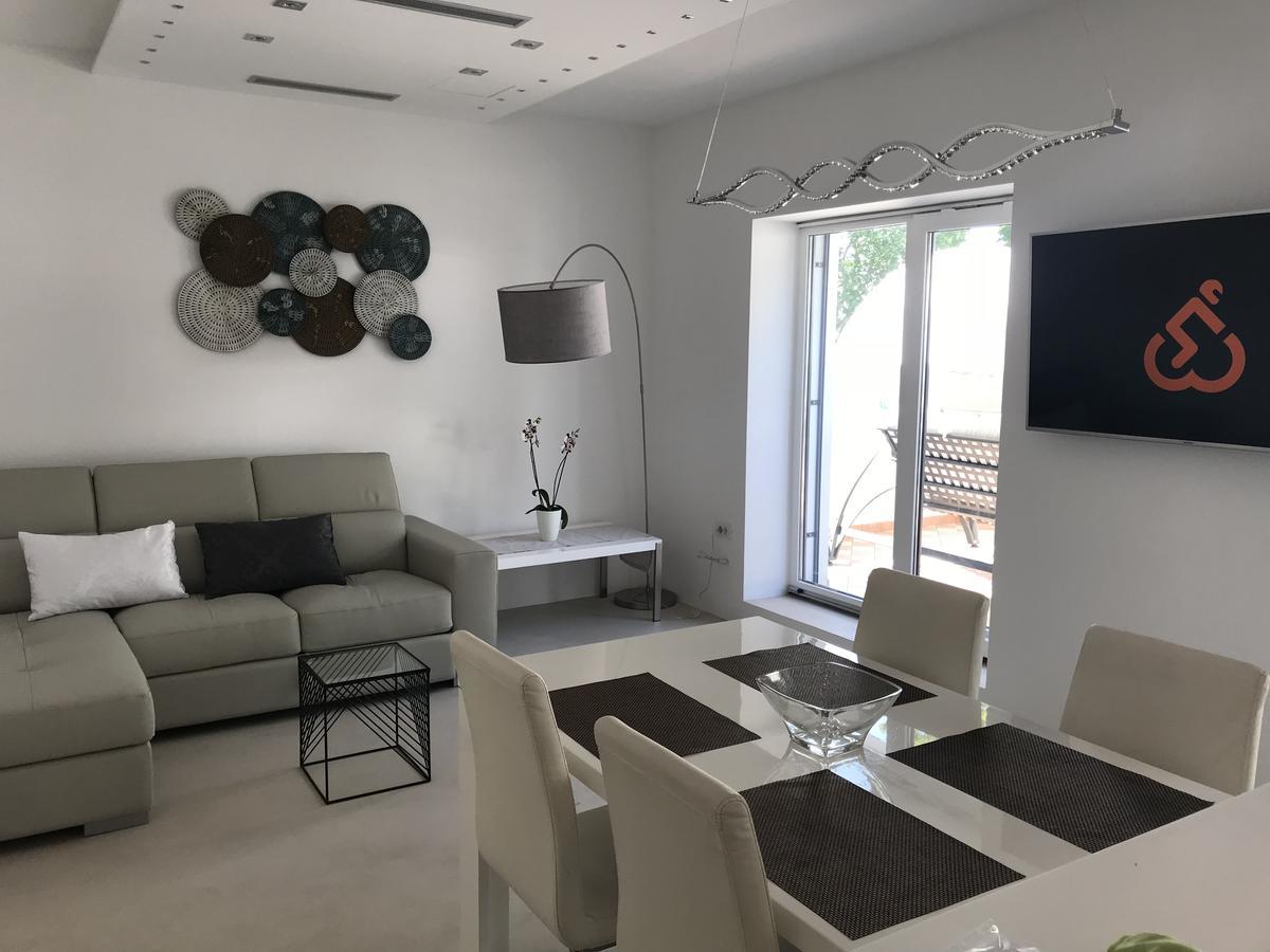 Apartments & Rooms Artemus Belveder Копер Екстериор снимка